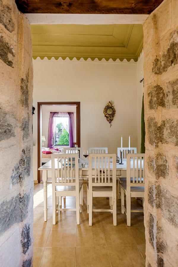 Kristina'S Apartments Rhodes City Bagian luar foto