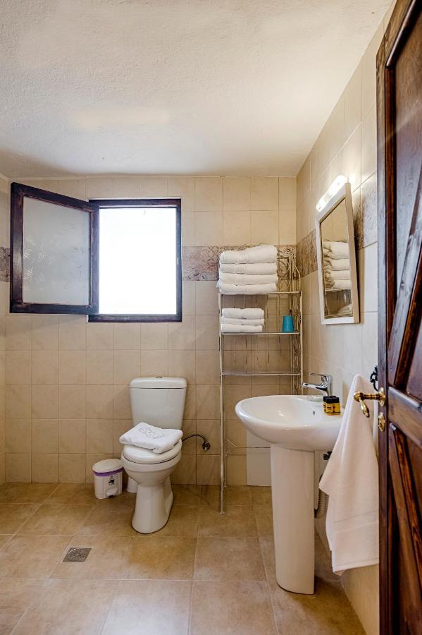 Kristina'S Apartments Rhodes City Bagian luar foto