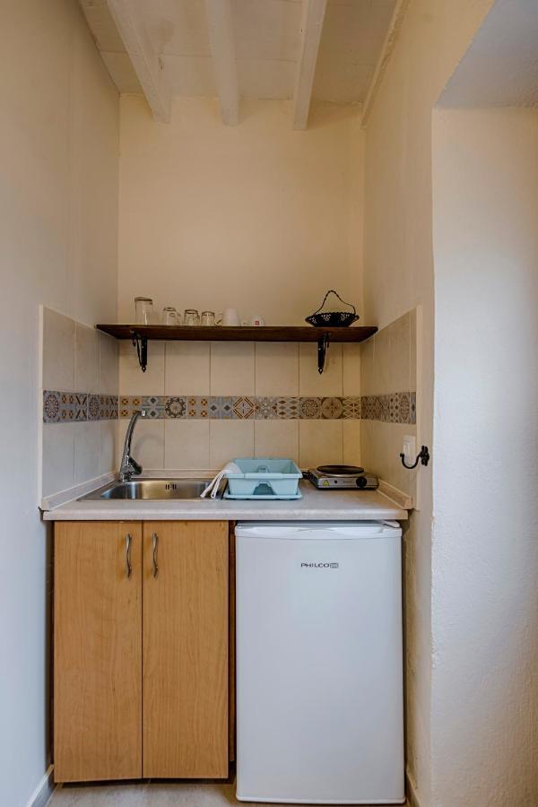 Kristina'S Apartments Rhodes City Bagian luar foto