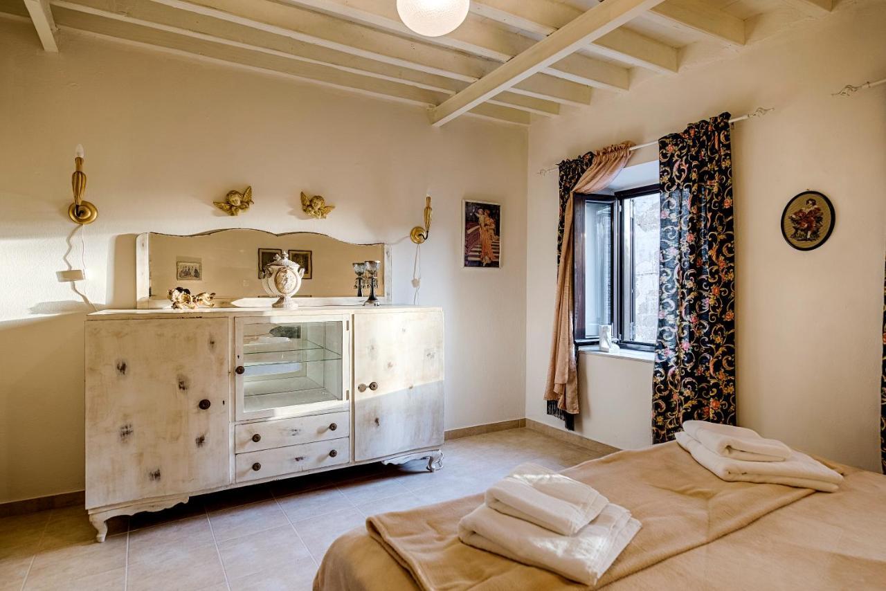Kristina'S Apartments Rhodes City Bagian luar foto