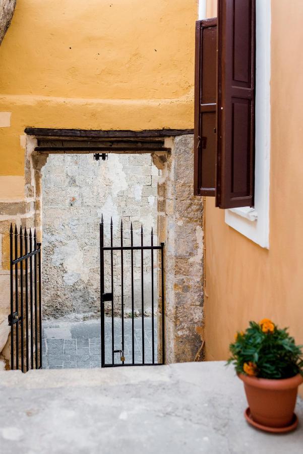 Kristina'S Apartments Rhodes City Bagian luar foto
