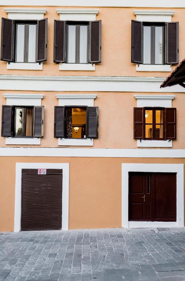 Kristina'S Apartments Rhodes City Bagian luar foto